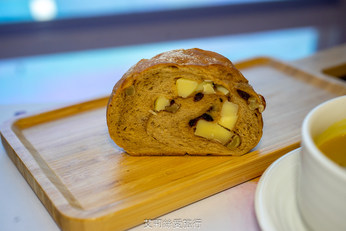 苗栗住宿 自然風情景觀餐廳渡假民宿 親子旅遊大草坪沙坑溜滑梯 無敵景觀渡假區 - 第79張圖 苗栗住宿 自然風情景觀餐廳渡假民宿 親子旅遊大草坪沙坑溜滑梯 無敵景觀渡假區