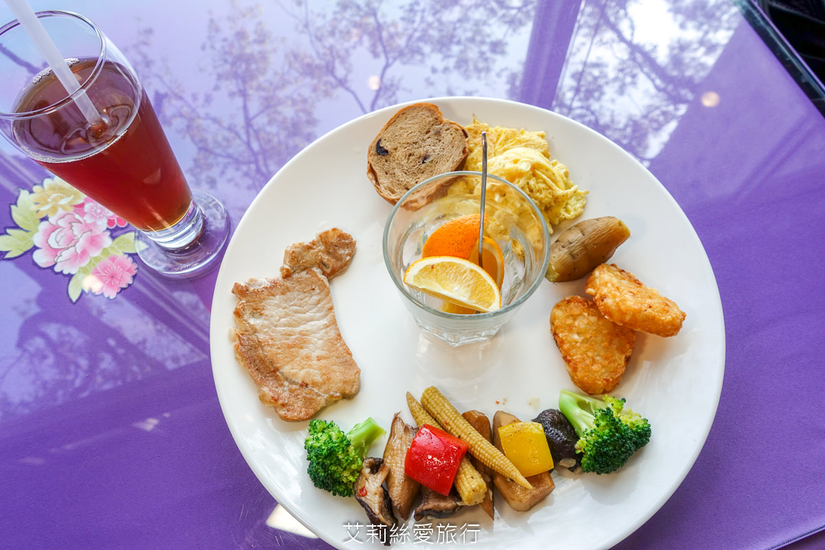 苗栗住宿 自然風情景觀餐廳渡假民宿 親子旅遊大草坪沙坑溜滑梯 無敵景觀渡假區 - 第88張圖 苗栗住宿 自然風情景觀餐廳渡假民宿 親子旅遊大草坪沙坑溜滑梯 無敵景觀渡假區