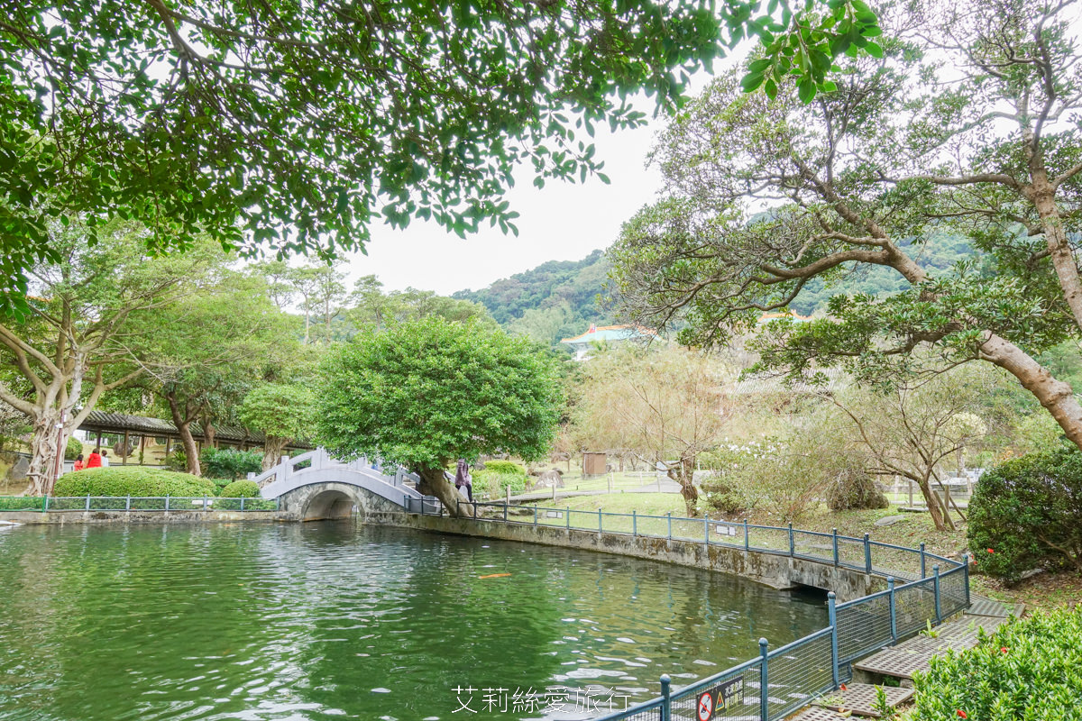 台北士林景點 免費入園 新年走春賞梅賞櫻 至善園 台北故宮旁 捷運士林站 不必上山坐車就能到！