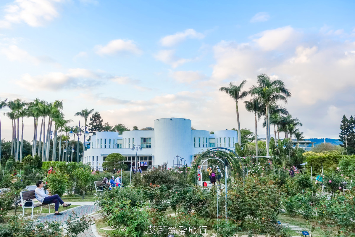 台北中山區景點 北部最大玫瑰花園 臺北玫瑰園2025年臺北玫瑰展 800種玫瑰花美麗綻放中 免費參觀! - 第18張圖 台北中山區景點 北部最大玫瑰花園 臺北玫瑰園2025年臺北玫瑰展 800種玫瑰花美麗綻放中 免費參觀!