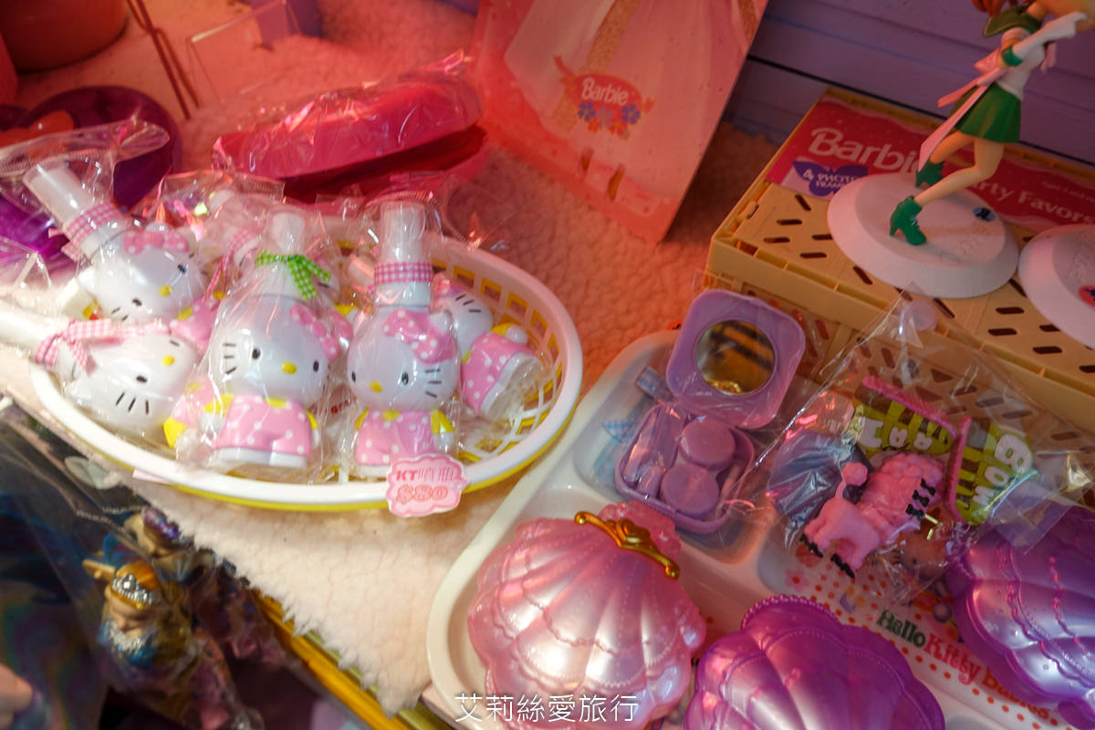 台北免費賞花景點 花博公園圓山圓區 金黃炮仗花和夢幻桃粉色櫻花 好美好好拍！