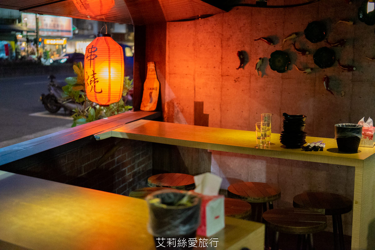 台北松山五分埔美食 茶壺蝦 cp值超高平價燒烤、台式熱炒、鮮甜海鮮 點鮮甜蝦子免費送精華蝦湯 松山站必吃