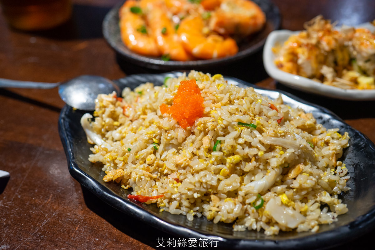 台北松山五分埔美食 茶壺蝦 cp值超高平價燒烤、台式熱炒、鮮甜海鮮 點鮮甜蝦子免費送精華蝦湯 松山站必吃