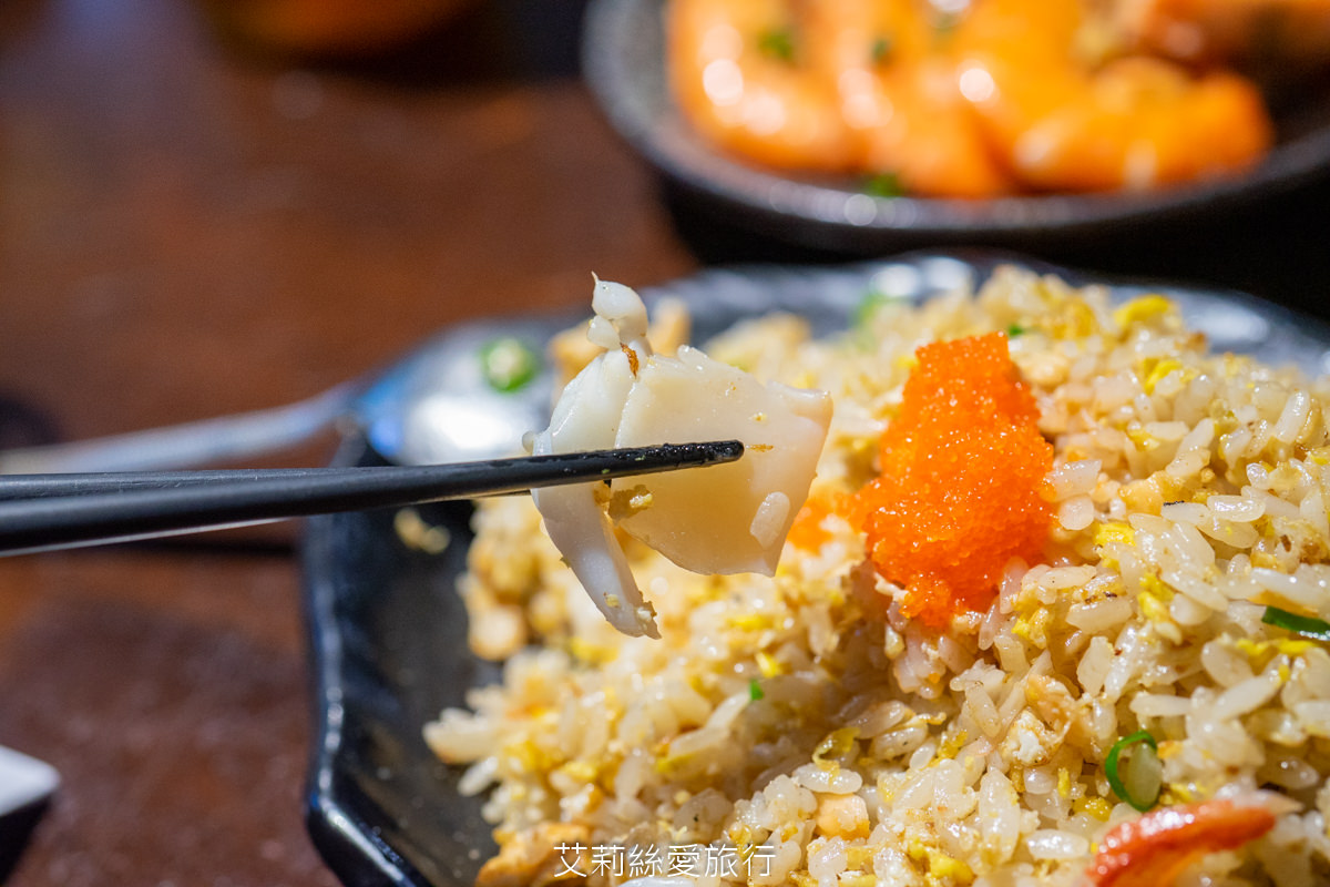 台北松山五分埔美食 茶壺蝦 cp值超高平價燒烤、台式熱炒、鮮甜海鮮 點鮮甜蝦子免費送精華蝦湯 松山站必吃