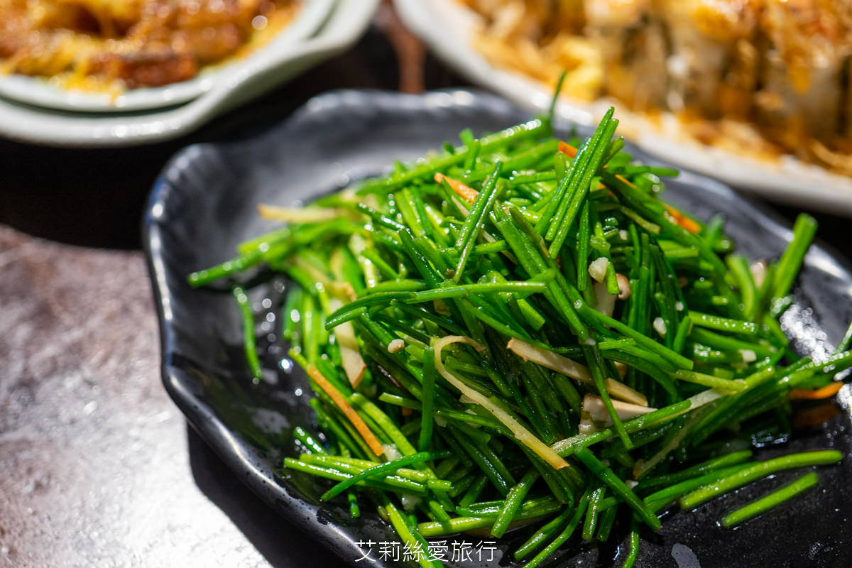 台北松山五分埔美食 茶壺蝦 cp值超高平價燒烤、台式熱炒、鮮甜海鮮 點鮮甜蝦子免費送精華蝦湯 松山站必吃