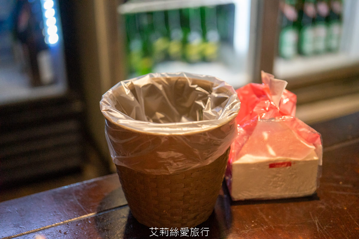 台北松山五分埔美食 茶壺蝦 cp值超高平價燒烤、台式熱炒、鮮甜海鮮 點鮮甜蝦子免費送精華蝦湯 松山站必吃