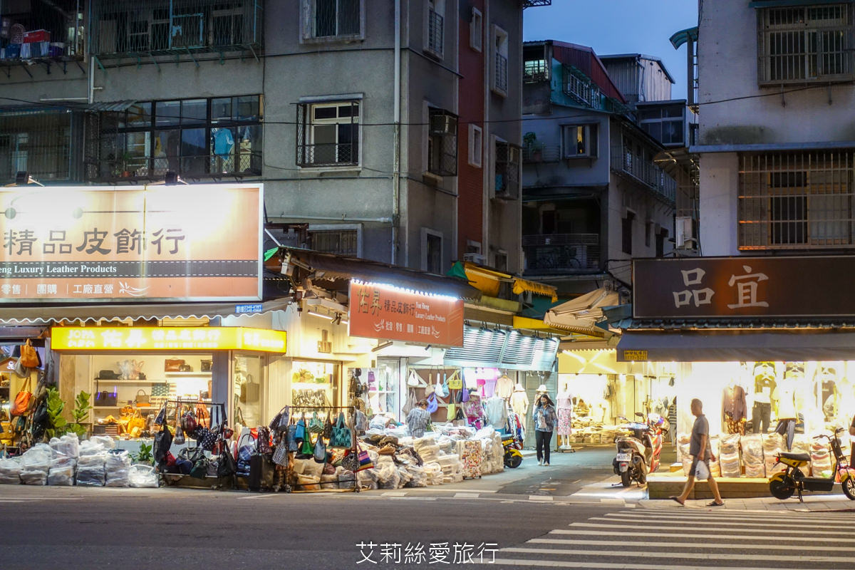 台北松山五分埔美食 茶壺蝦 cp值超高平價燒烤、台式熱炒、鮮甜海鮮 點鮮甜蝦子免費送精華蝦湯 松山站必吃
