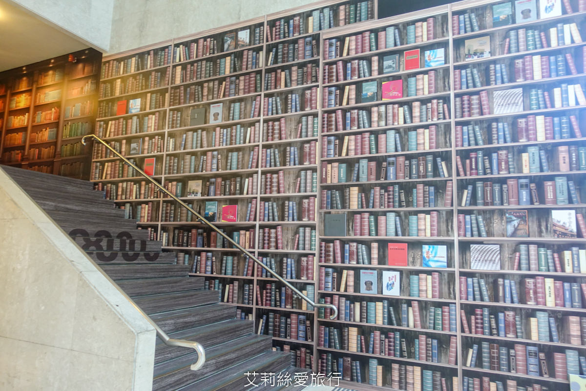 台中親子一日遊行程推薦!到台中來一場藝文之旅吧!藝起Art go go 中山堂欣賞歌仔戲 審計新村市集好好逛 - 第16張圖 台中親子一日遊行程推薦!到台中來一場藝文之旅吧!藝起Art go go 中山堂欣賞歌仔戲 審計新村市集好好逛