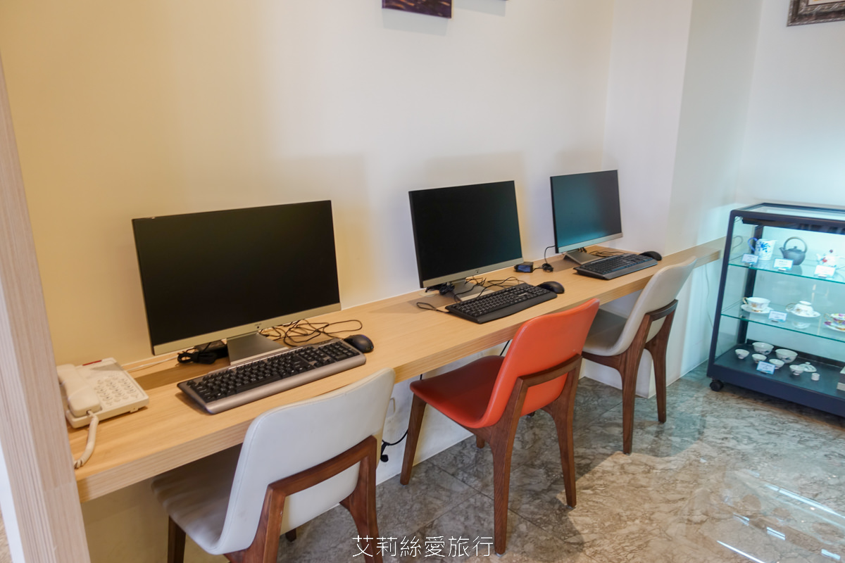 宜蘭頭城烏石港住宿推薦！ 蘭陽烏石港海景酒店 夢幻親子遊戲區 欣賞無敵海景 一泊二食海鮮牛排脆皮烤鴨吃到飽、豐盛美味buffet早餐 真的好滿足！