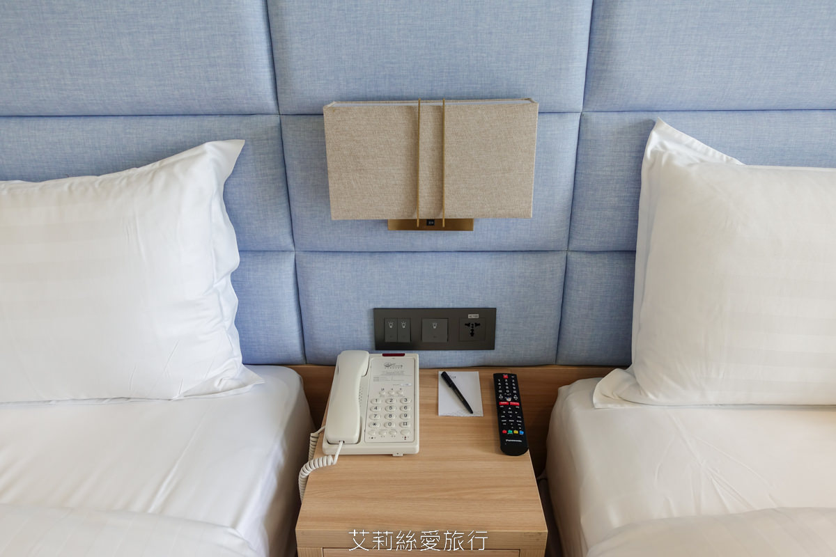 宜蘭頭城烏石港住宿推薦！ 蘭陽烏石港海景酒店 夢幻親子遊戲區 欣賞無敵海景 一泊二食海鮮牛排脆皮烤鴨吃到飽、豐盛美味buffet早餐 真的好滿足！