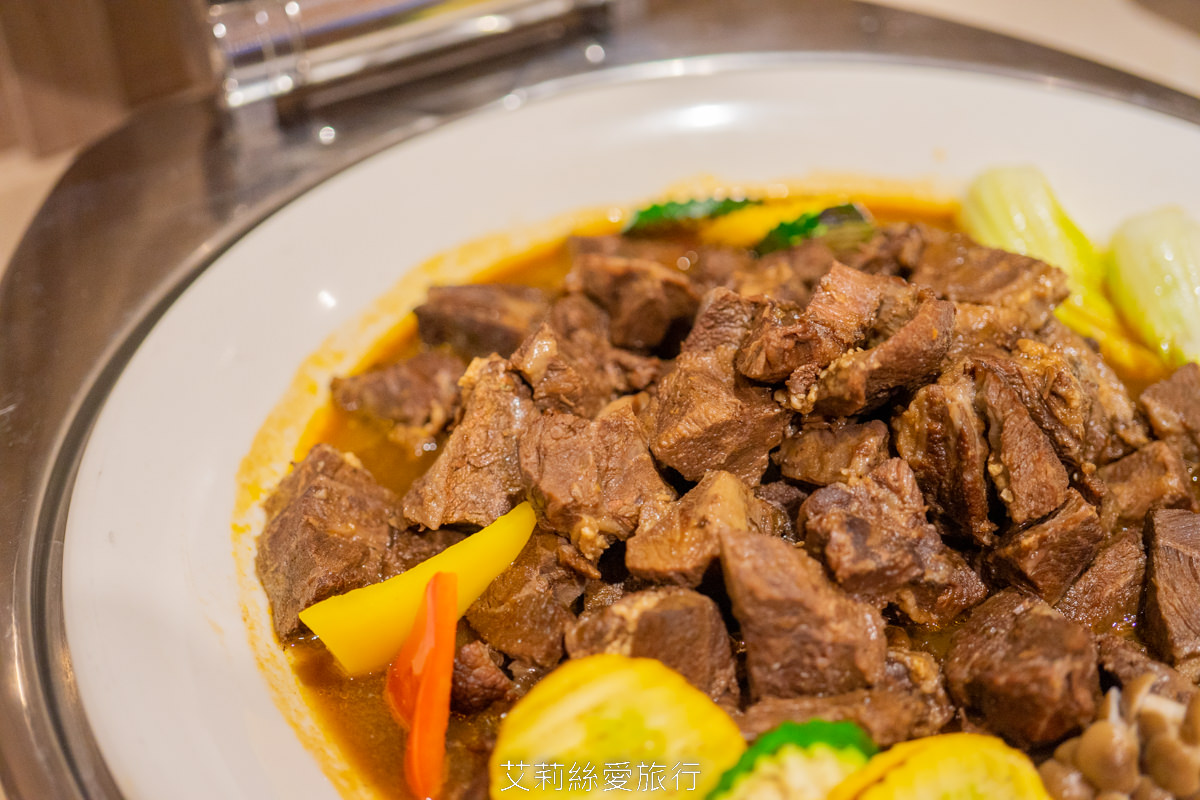 宜蘭頭城吃到飽 蘭陽烏石港海景酒店 脆皮烤鴨 澎湃海鮮 宴客大菜 啤酒紅白酒喝到飽！海景全日餐廳