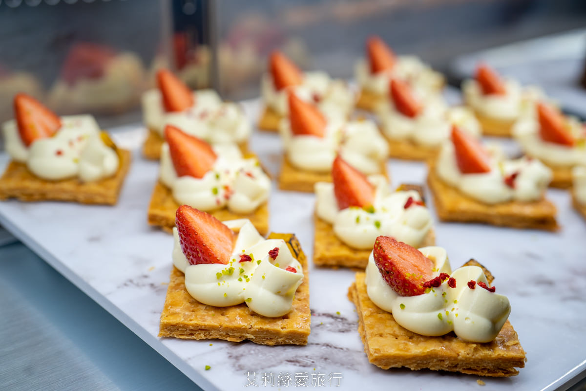 宜蘭頭城吃到飽 蘭陽烏石港海景酒店 脆皮烤鴨 澎湃海鮮 宴客大菜 啤酒紅白酒喝到飽！海景全日餐廳