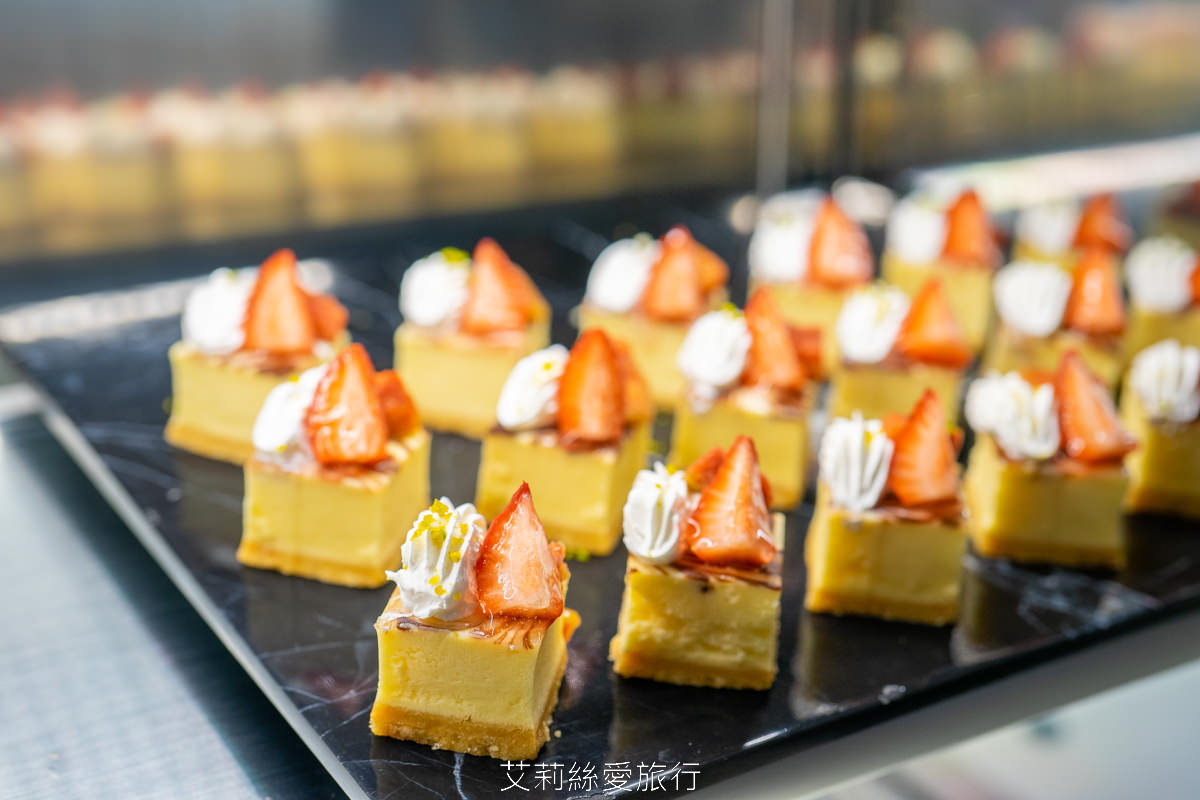 宜蘭頭城吃到飽 蘭陽烏石港海景酒店 脆皮烤鴨 澎湃海鮮 宴客大菜 啤酒紅白酒喝到飽！海景全日餐廳