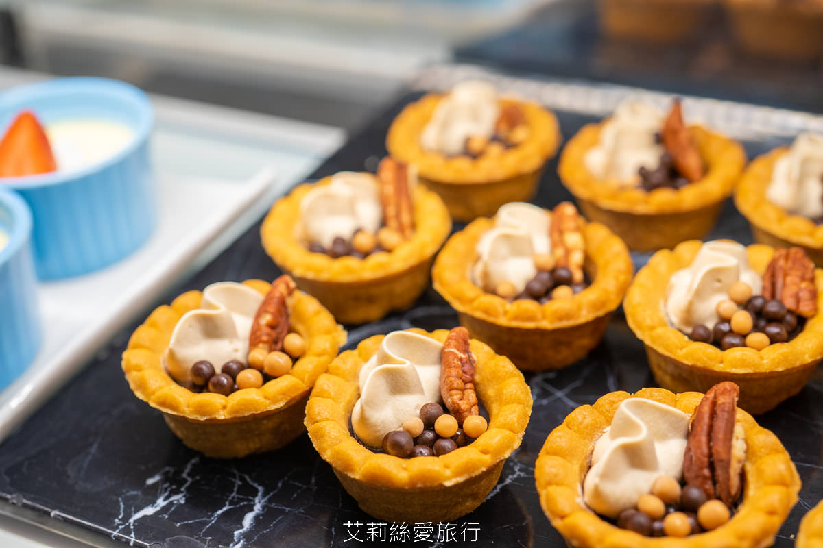 宜蘭頭城吃到飽 蘭陽烏石港海景酒店 脆皮烤鴨 澎湃海鮮 宴客大菜 啤酒紅白酒喝到飽！海景全日餐廳