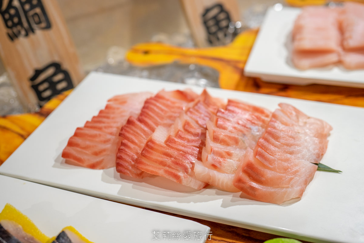 宜蘭頭城吃到飽 蘭陽烏石港海景酒店 脆皮烤鴨 澎湃海鮮 宴客大菜 啤酒紅白酒喝到飽！海景全日餐廳