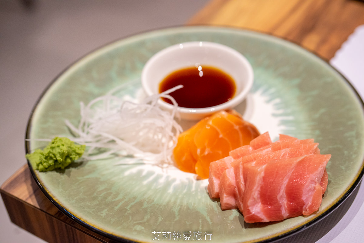 宜蘭頭城吃到飽 蘭陽烏石港海景酒店 脆皮烤鴨 澎湃海鮮 宴客大菜 啤酒紅白酒喝到飽！海景全日餐廳