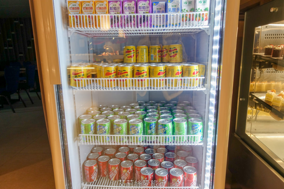 宜蘭頭城吃到飽 蘭陽烏石港海景酒店 脆皮烤鴨 澎湃海鮮 宴客大菜 啤酒紅白酒喝到飽！海景全日餐廳