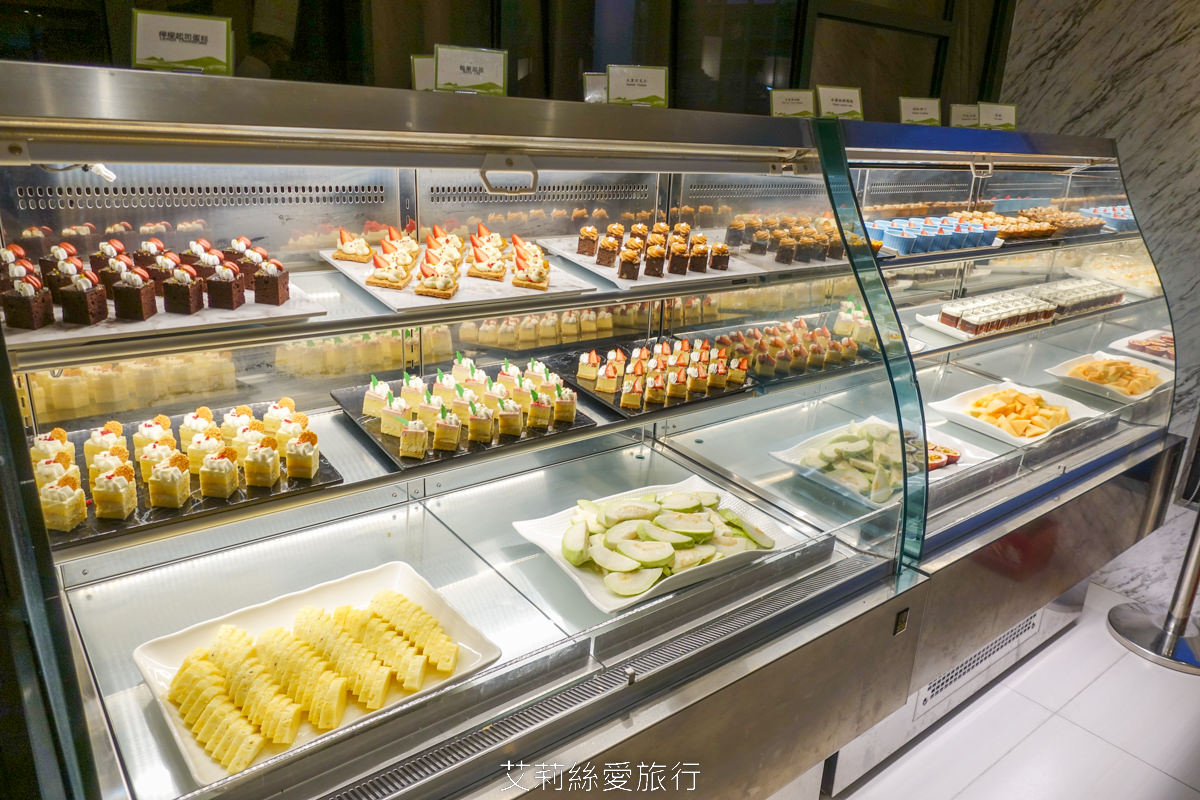 宜蘭頭城吃到飽 蘭陽烏石港海景酒店 脆皮烤鴨 澎湃海鮮 宴客大菜 啤酒紅白酒喝到飽！海景全日餐廳