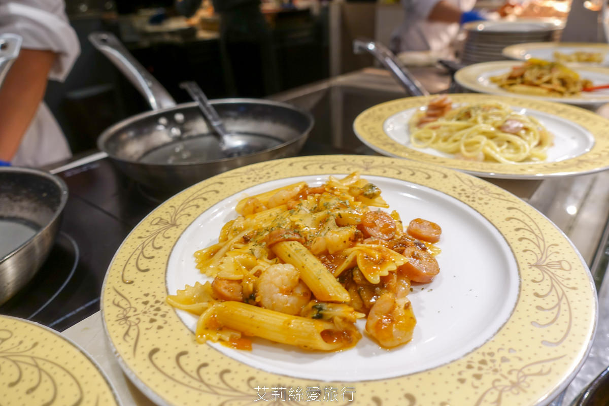 宜蘭頭城吃到飽 蘭陽烏石港海景酒店 脆皮烤鴨 澎湃海鮮 宴客大菜 啤酒紅白酒喝到飽！海景全日餐廳