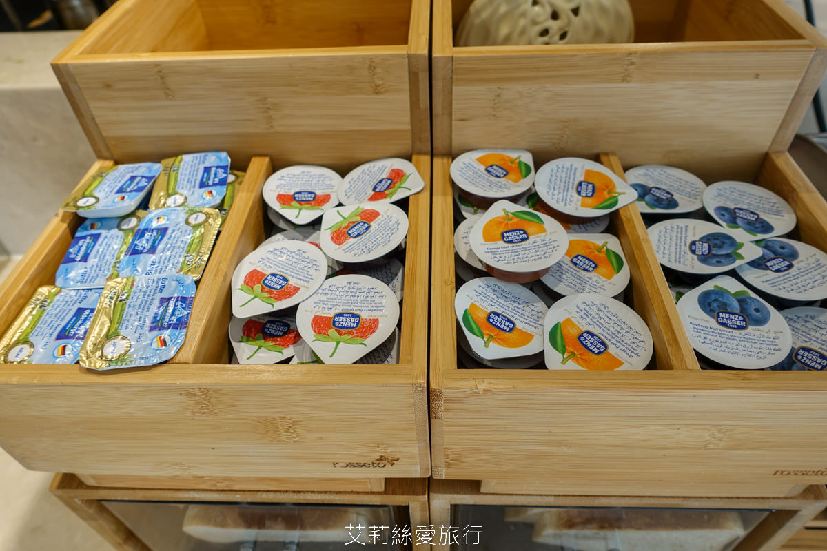 宜蘭頭城烏石港住宿推薦！ 蘭陽烏石港海景酒店 夢幻親子遊戲區 欣賞無敵海景 一泊二食海鮮牛排脆皮烤鴨吃到飽、豐盛美味buffet早餐 真的好滿足！