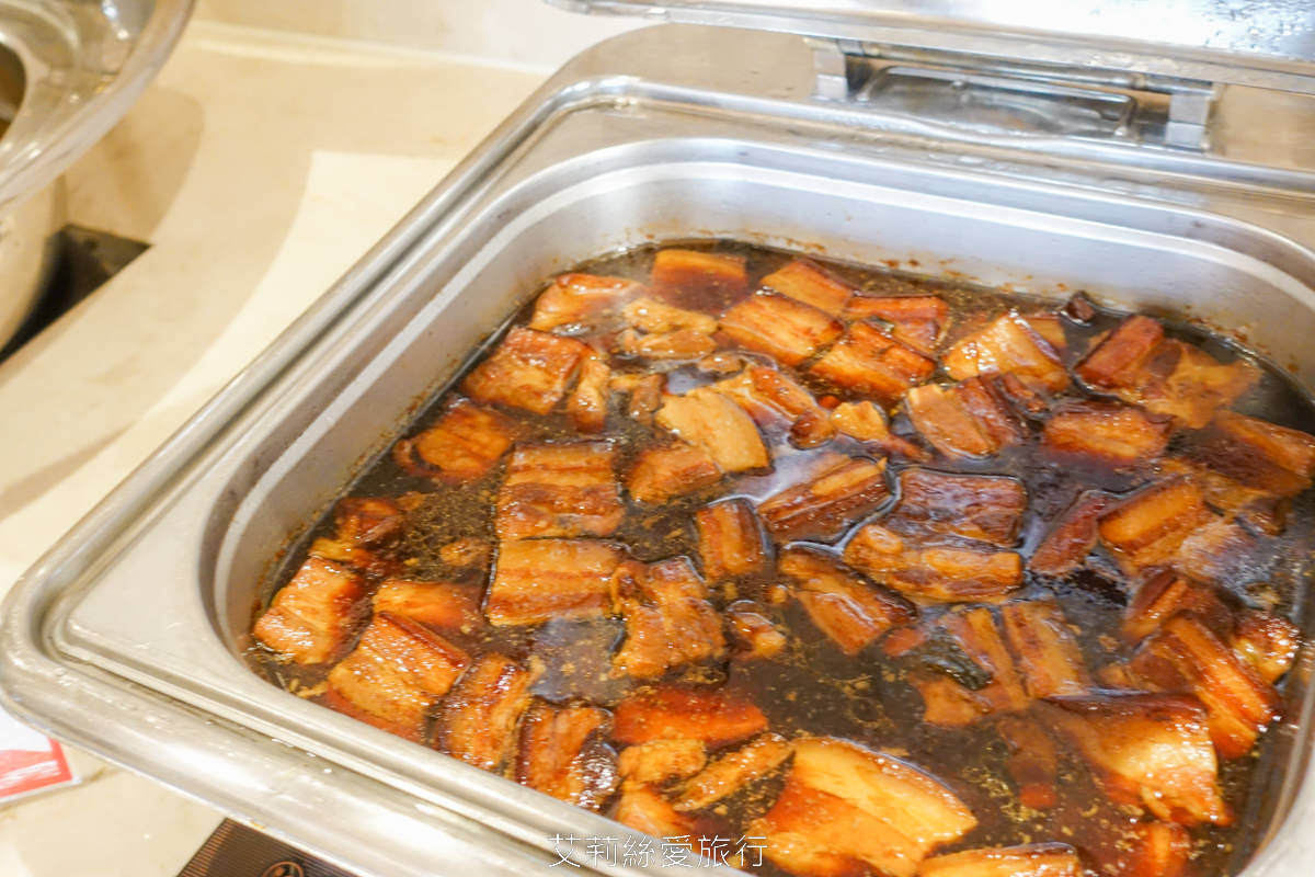 宜蘭頭城烏石港住宿推薦！ 蘭陽烏石港海景酒店 夢幻親子遊戲區 欣賞無敵海景 一泊二食海鮮牛排脆皮烤鴨吃到飽、豐盛美味buffet早餐 真的好滿足！