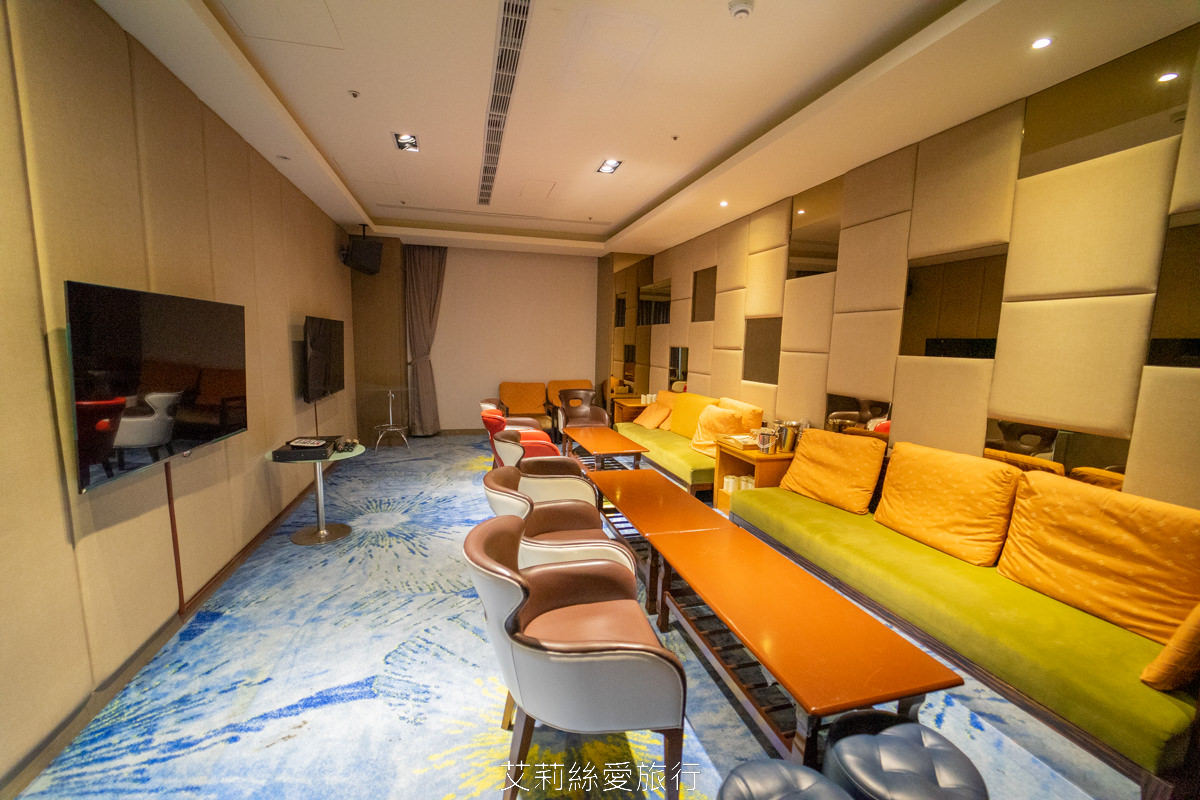 宜蘭頭城烏石港住宿推薦！ 蘭陽烏石港海景酒店 夢幻親子遊戲區 欣賞無敵海景 一泊二食海鮮牛排脆皮烤鴨吃到飽、豐盛美味buffet早餐 真的好滿足！