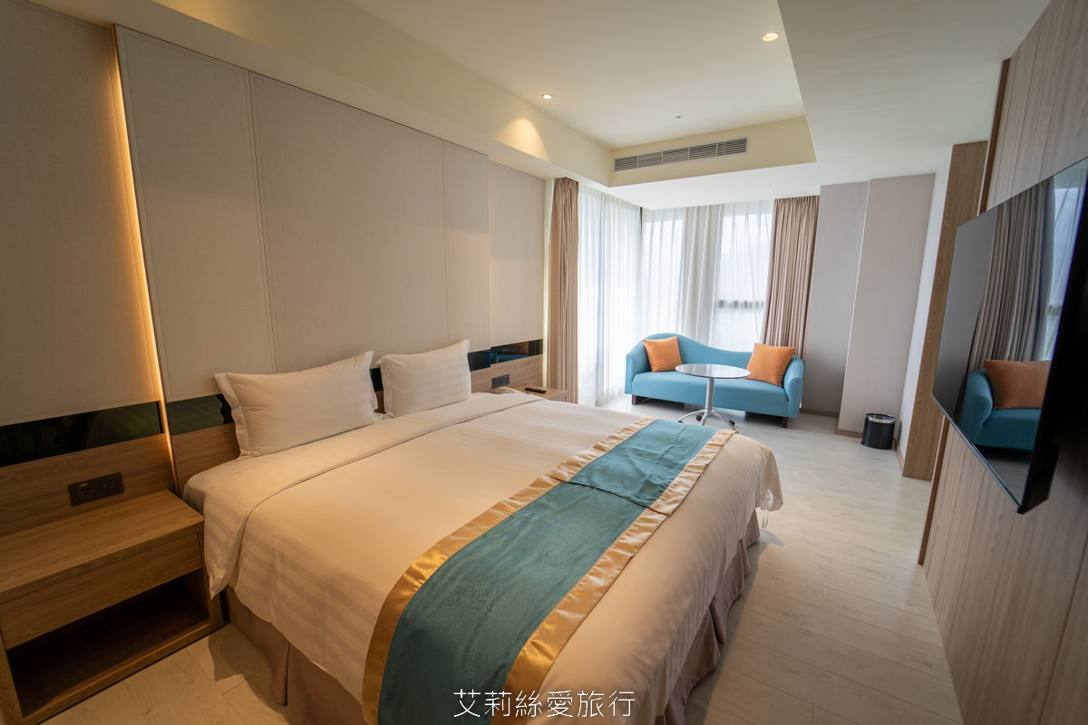 宜蘭頭城烏石港住宿推薦！ 蘭陽烏石港海景酒店 夢幻親子遊戲區 欣賞無敵海景 一泊二食海鮮牛排脆皮烤鴨吃到飽、豐盛美味buffet早餐 真的好滿足！