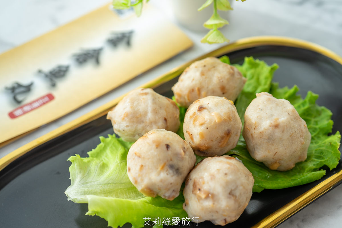 新鮮魚丸創意吃法 不只煮火鍋可涼拌、煎煮炒炸烤 真材實料新鮮食材看得到各種煮法都好吃 金倉食品 干貝花枝丸黃金海鮮餅