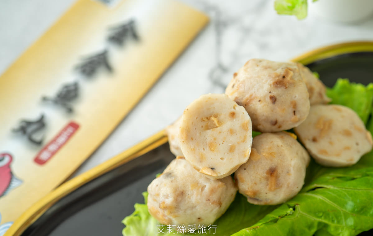 新鮮魚丸創意吃法 不只煮火鍋可涼拌、煎煮炒炸烤 真材實料新鮮食材看得到各種煮法都好吃 金倉食品 干貝花枝丸黃金海鮮餅