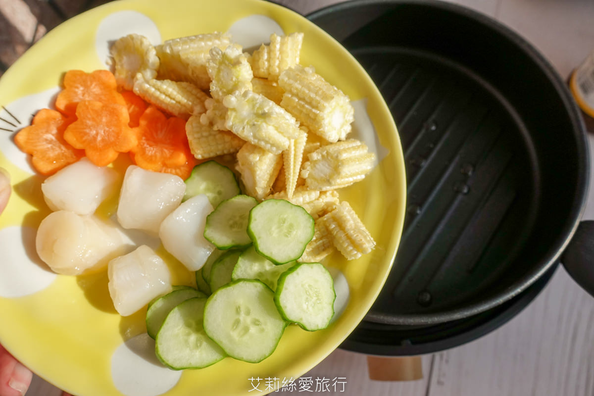 新鮮魚丸創意吃法 不只煮火鍋可涼拌、煎煮炒炸烤 真材實料新鮮食材看得到各種煮法都好吃 金倉食品 干貝花枝丸黃金海鮮餅