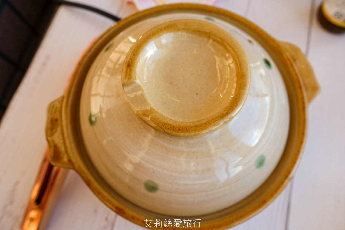 新鮮魚丸創意吃法 不只煮火鍋可涼拌、煎煮炒炸烤 真材實料新鮮食材看得到各種煮法都好吃 金倉食品 干貝花枝丸黃金海鮮餅