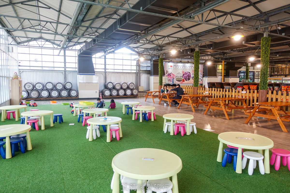 宜蘭礁溪親子景點 室內雨天備案 水豚、貓咪、狐獴、巨嘴鳥根本小型動物園 還能賞花用餐 金車礁溪蘭花園附設動植物生態館 - 第26張圖 宜蘭礁溪親子景點 室內雨天備案 水豚、貓咪、狐獴、巨嘴鳥根本小型動物園 還能賞花用餐 金車礁溪蘭花園附設動植物生態館