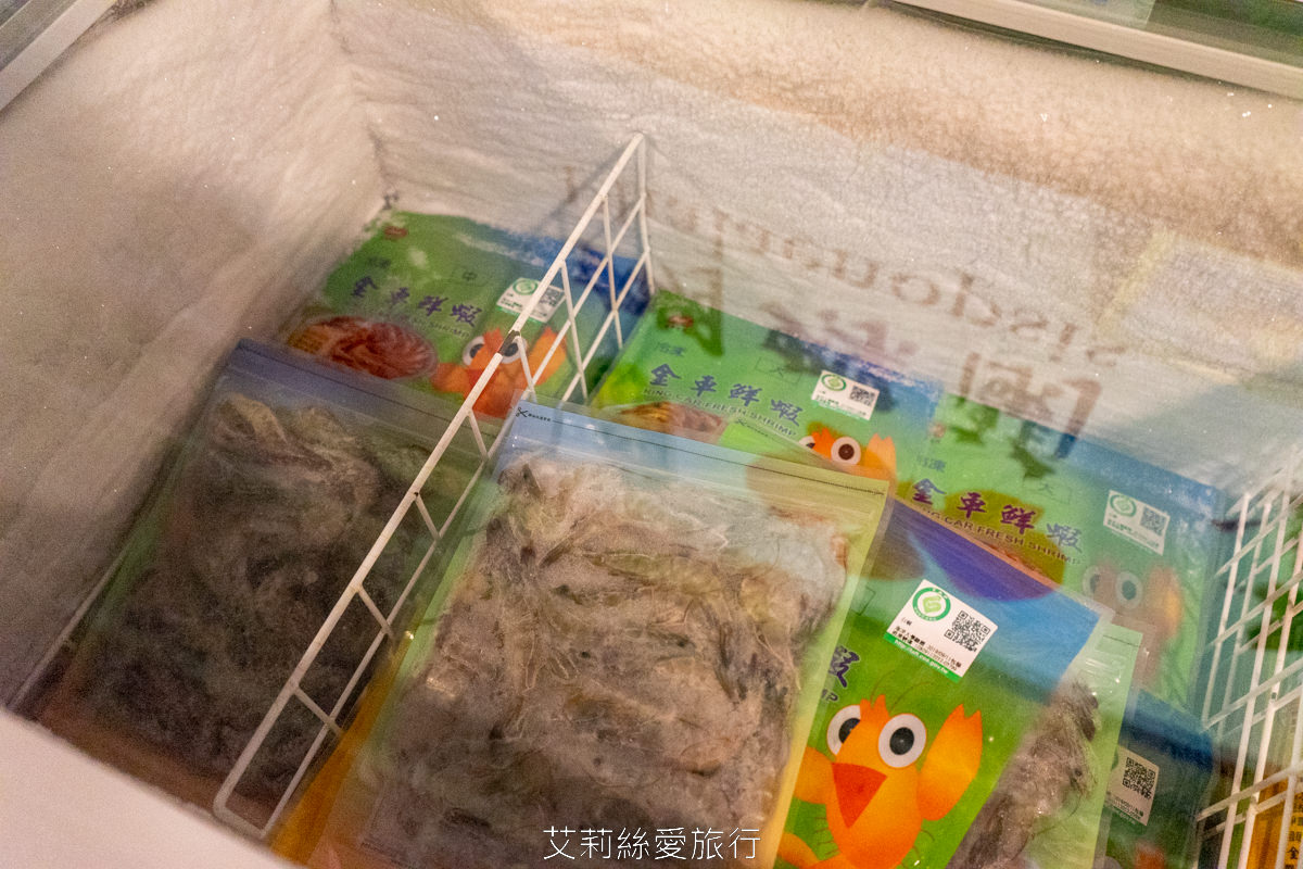 宜蘭礁溪親子景點 室內雨天備案 水豚、貓咪、狐獴、巨嘴鳥根本小型動物園 還能賞花用餐 金車礁溪蘭花園附設動植物生態館 - 第46張圖 宜蘭礁溪親子景點 室內雨天備案 水豚、貓咪、狐獴、巨嘴鳥根本小型動物園 還能賞花用餐 金車礁溪蘭花園附設動植物生態館