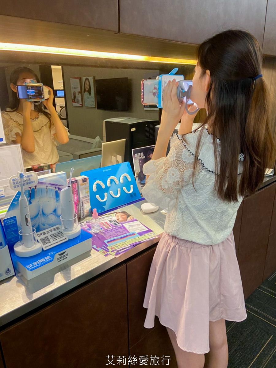 YA!SMILE隱形牙套可以在家掃描口腔狀況