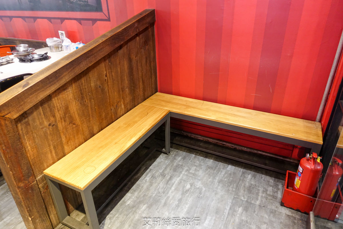 新莊美食吃到飽!韓哥哥銅盤烤肉只要$369起「火烤兩吃」吃到飽!肉品、蔬菜、超過70餘種食材、冰淇淋、飲品無限供應!新莊體育館旁 - 第4張圖 新莊美食吃到飽!韓哥哥銅盤烤肉只要$369起「火烤兩吃」吃到飽!肉品、蔬菜、超過70餘種食材、冰淇淋、飲品無限供應!新莊體育館旁