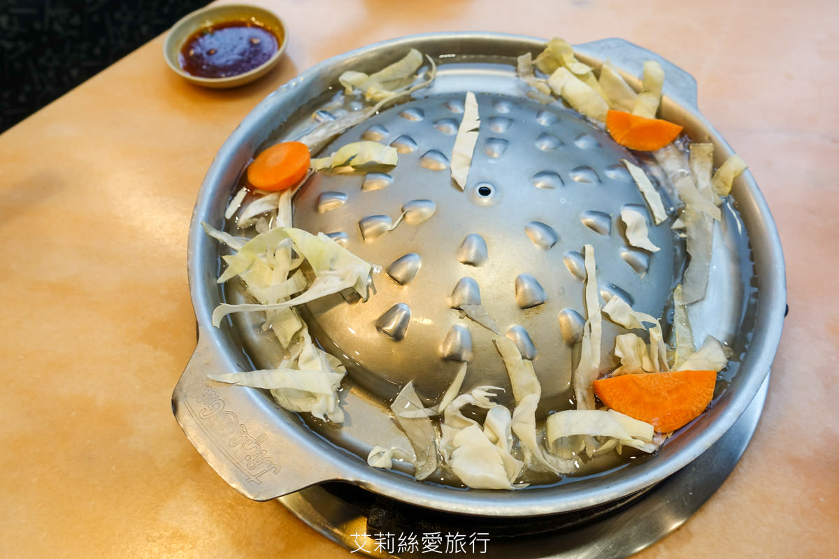 台北小巨蛋美食 韓江烤肉吃到飽只要390起不收服務費 牛小排雞豬牛羊、8種泡菜、水果、冰淇淋、飲品任你吃