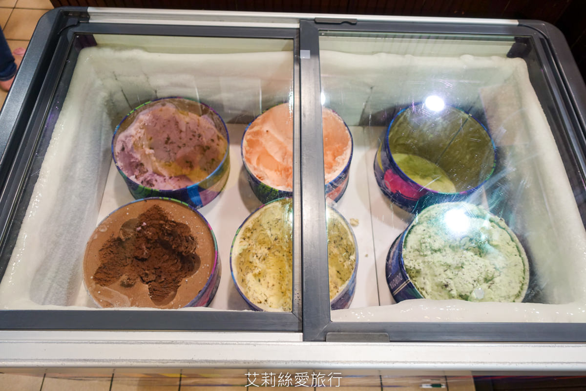 台北小巨蛋美食 韓江烤肉吃到飽只要390起不收服務費 牛小排雞豬牛羊、8種泡菜、水果、冰淇淋、飲品任你吃