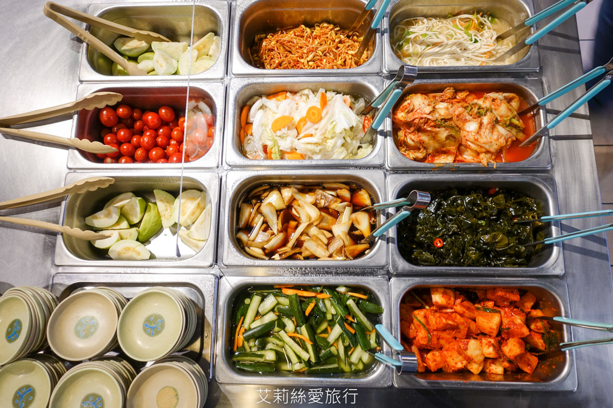 台北小巨蛋美食 韓江烤肉吃到飽只要390起不收服務費 牛小排雞豬牛羊、8種泡菜、水果、冰淇淋、飲品任你吃