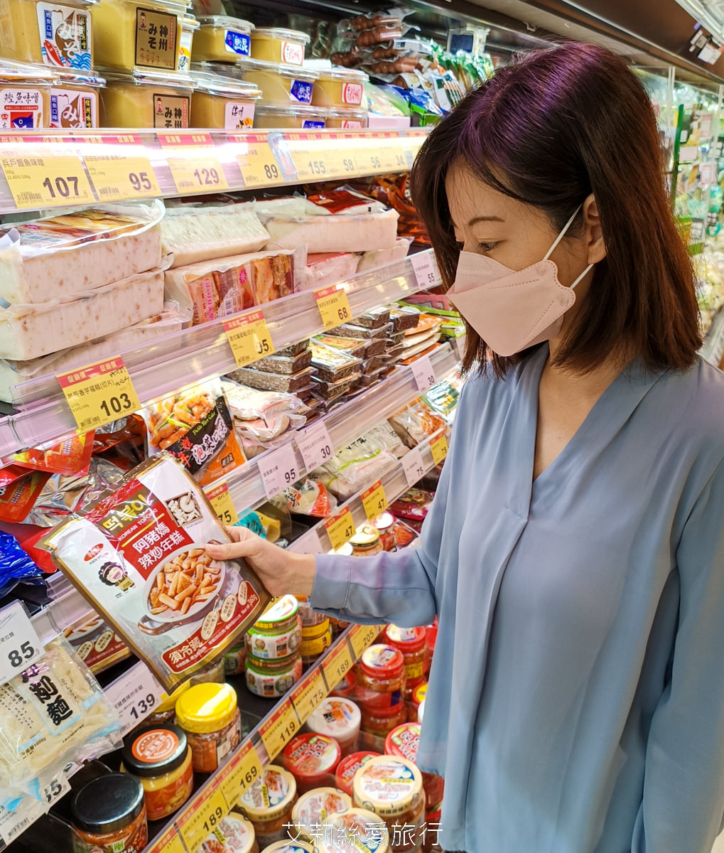 食譜 在家自煮韓式料理好簡單 韓英阿豬媽辣炒年糕 韓英韓國地瓜冬粉海苔捲 全聯就買得到哦！