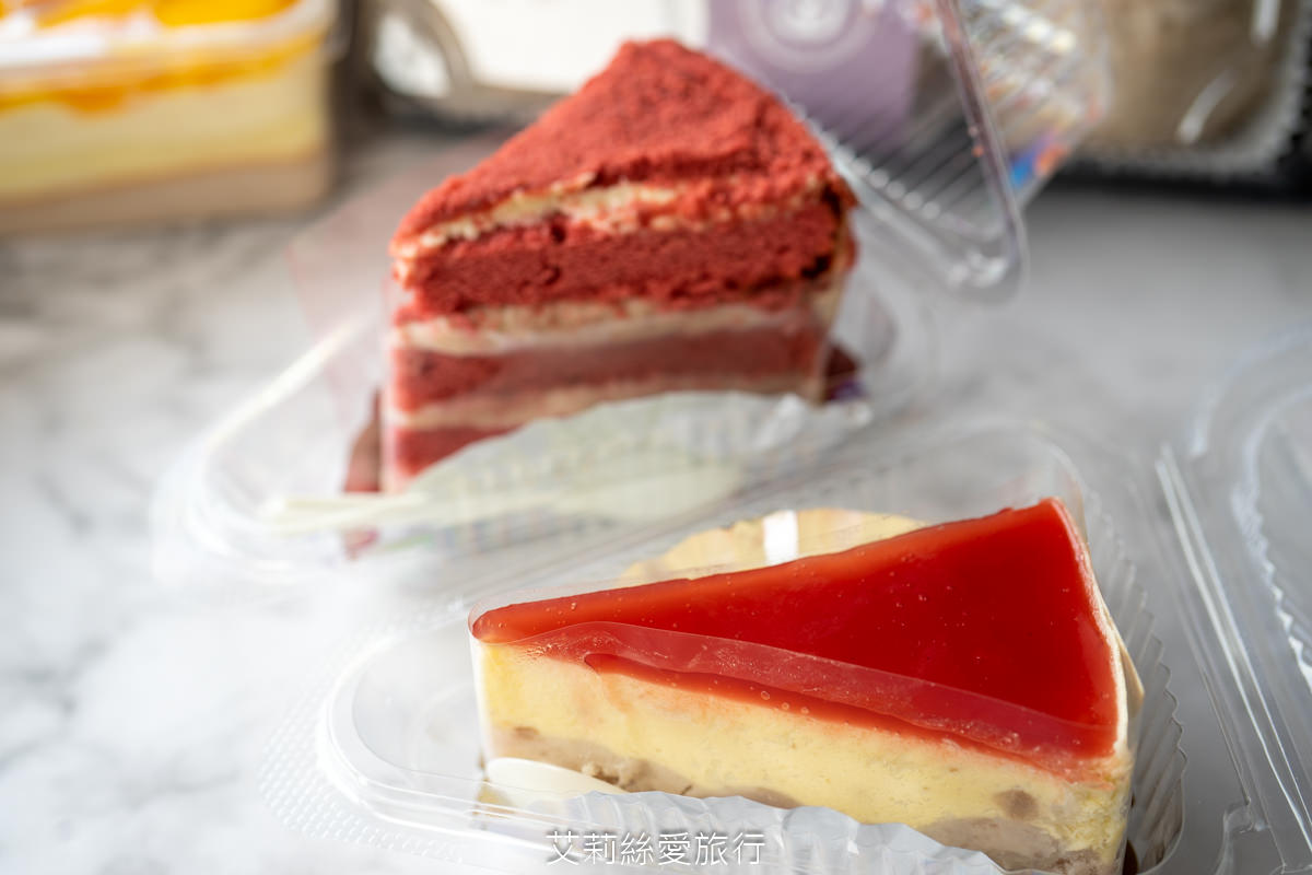 台北甜點下午茶東區必吃美食 食芋堂 芋品專賣店 20多種芋頭甜點蛋糕 真材實料芋頭泡芙 純手工芋頭糕 超大塊芋頭真的太佛心！