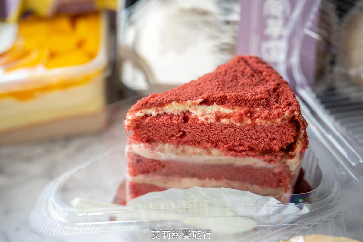 台北甜點下午茶東區必吃美食 食芋堂 芋品專賣店 20多種芋頭甜點蛋糕 真材實料芋頭泡芙 純手工芋頭糕 超大塊芋頭真的太佛心！