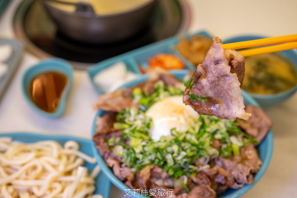 新莊輔大美食》平價火烤兩吃180起 白飯飲料霜淇淋吃到飽 饞饞燒肉鍋物 溫泉蛋燒肉丼飯 百元小火鍋 - 第21張圖 新莊輔大美食》平價火烤兩吃180起 白飯飲料霜淇淋吃到飽 饞饞燒肉鍋物 溫泉蛋燒肉丼飯 百元小火鍋