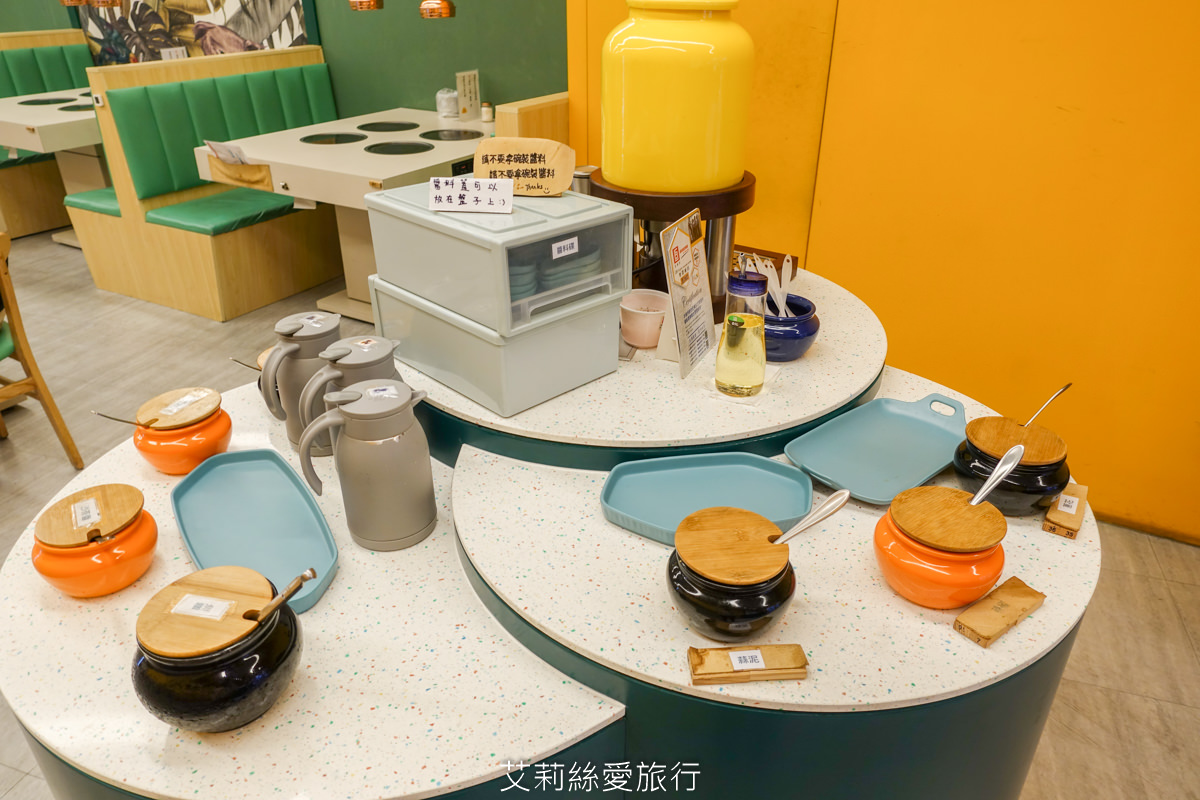 新莊輔大美食》平價火烤兩吃180起 白飯飲料霜淇淋吃到飽 饞饞燒肉鍋物 溫泉蛋燒肉丼飯 百元小火鍋 - 第14張圖 新莊輔大美食》平價火烤兩吃180起 白飯飲料霜淇淋吃到飽 饞饞燒肉鍋物 溫泉蛋燒肉丼飯 百元小火鍋