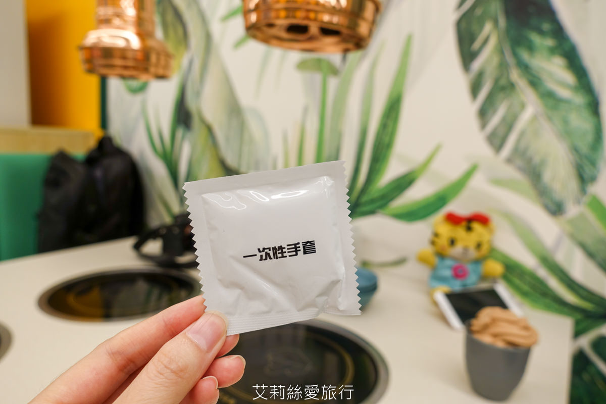 新莊輔大美食》平價火烤兩吃180起 白飯飲料霜淇淋吃到飽 饞饞燒肉鍋物 溫泉蛋燒肉丼飯 百元小火鍋