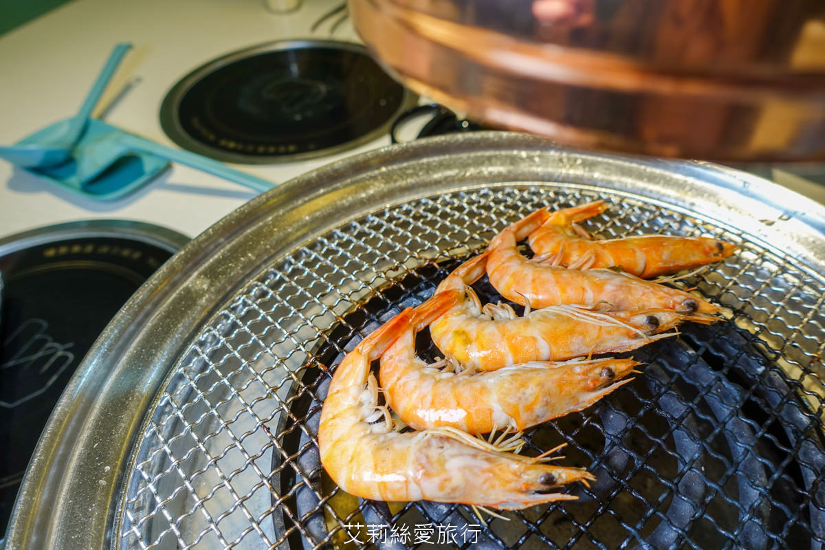 新莊輔大站美食推薦！饞饞 燒肉・鍋物 全新菜單高級日本A5和牛、龍蝦任你選 低消145元自助吧吃到飽
