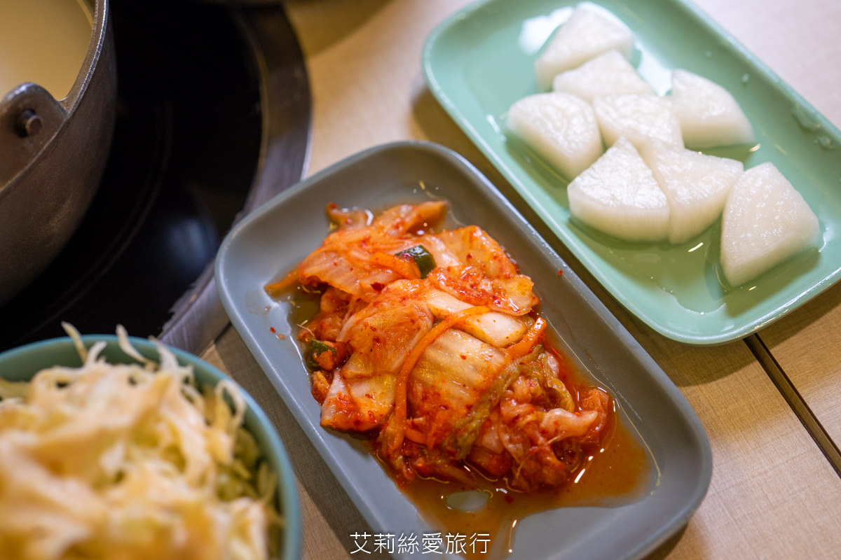 新莊輔大站美食推薦！饞饞 燒肉・鍋物 全新菜單高級日本A5和牛、龍蝦任你選 低消145元自助吧吃到飽