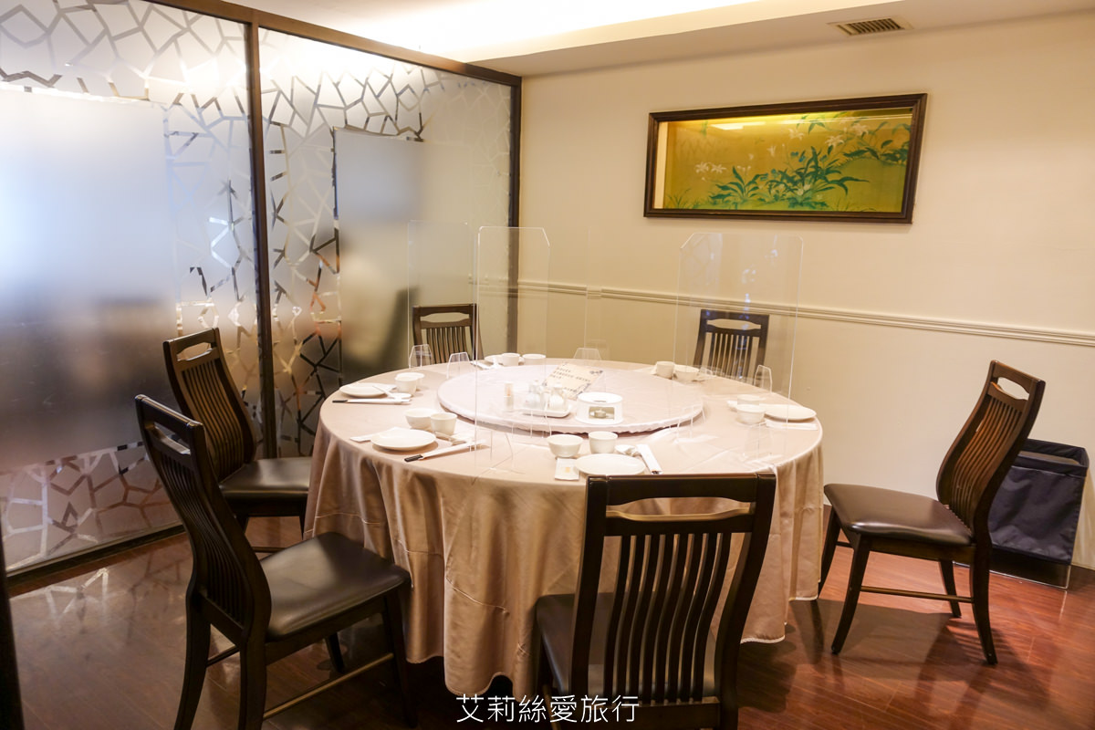 台北小巨蛋美食》秋高氣爽螃蟹季 點水樓季節限定套餐 錯過再等一年