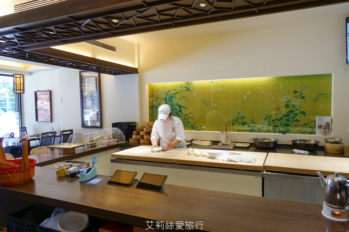 台北小巨蛋美食》秋高氣爽螃蟹季 點水樓季節限定套餐 錯過再等一年