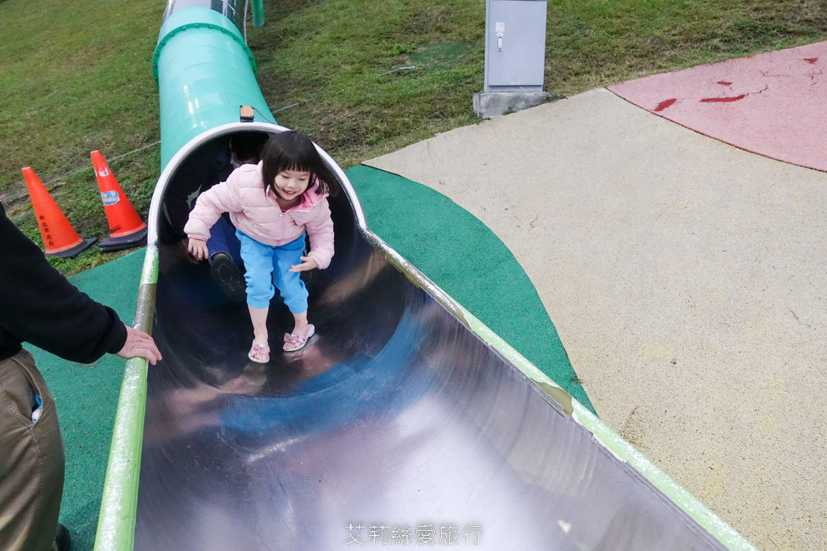 三重親子景點 熊猴森樂園 森林派對嘉年華主題 31座溜滑梯 100組的遊具設施 全台最大全齡共融的親子遊樂園 新北大都會公園 捷運三重站