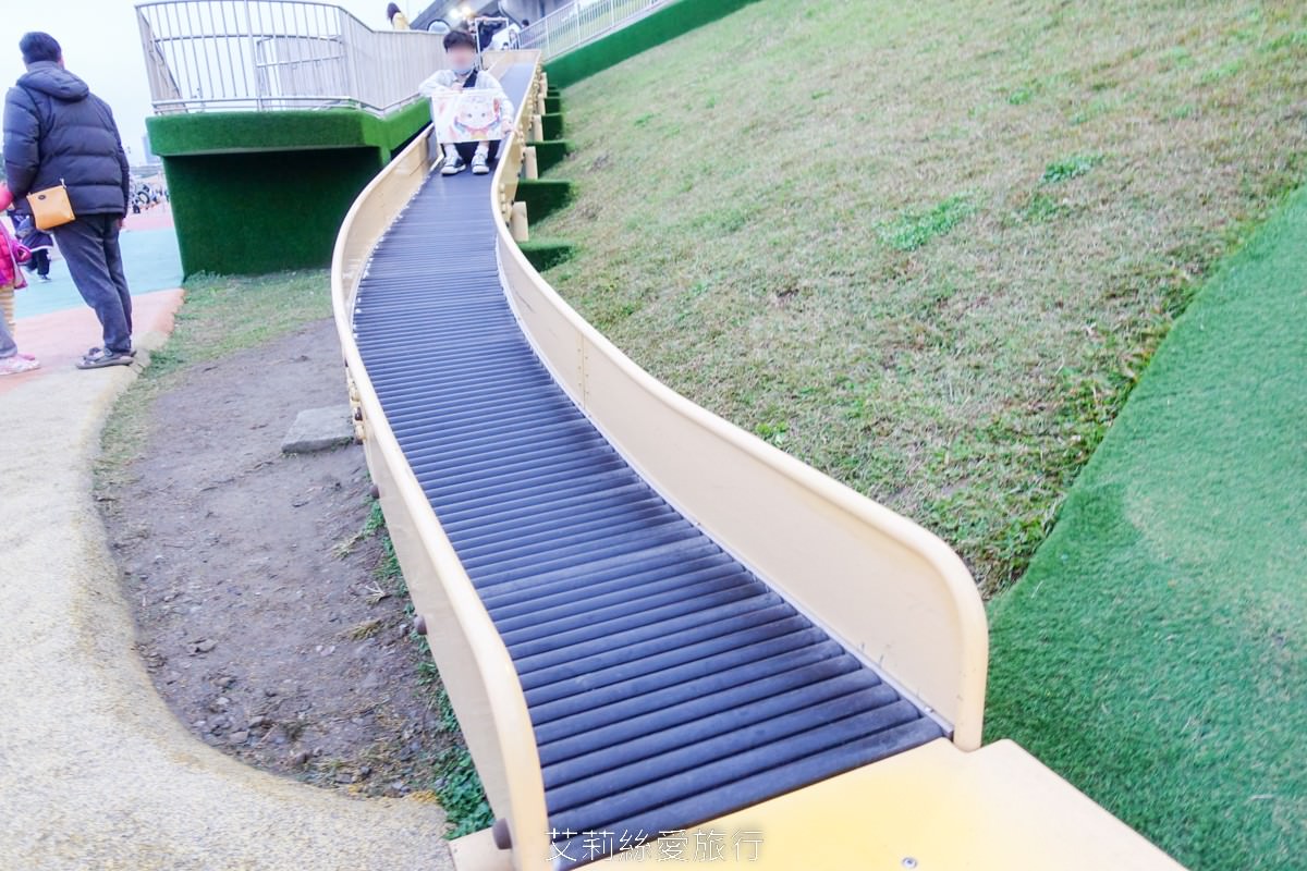 三重親子景點 熊猴森樂園 森林派對嘉年華主題 31座溜滑梯 100組的遊具設施 全台最大全齡共融的親子遊樂園 新北大都會公園 捷運三重站